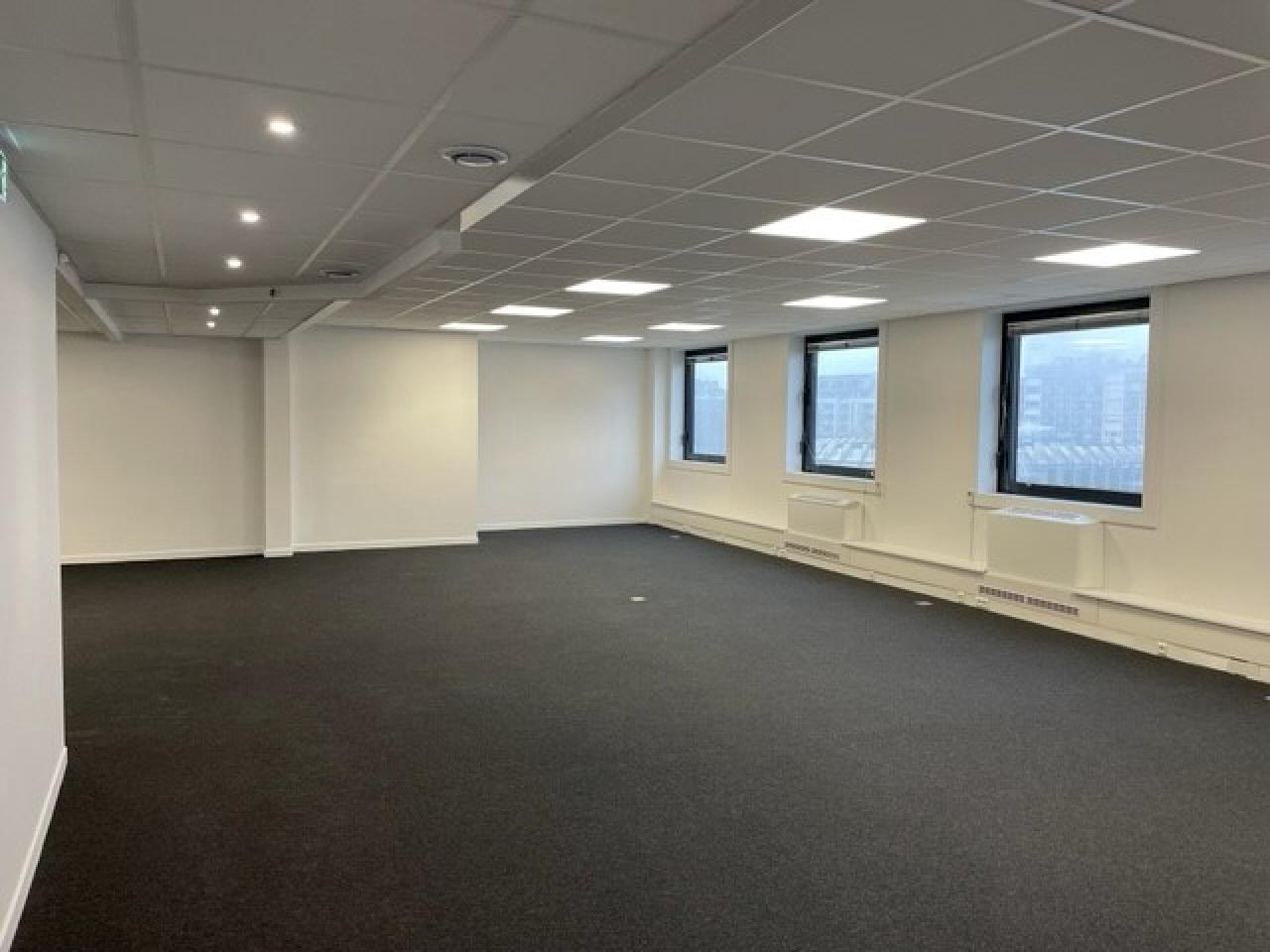 Bureau Annecy 643m² Location bureau Annecy Haute-Savoie OLBUR2426097 8
